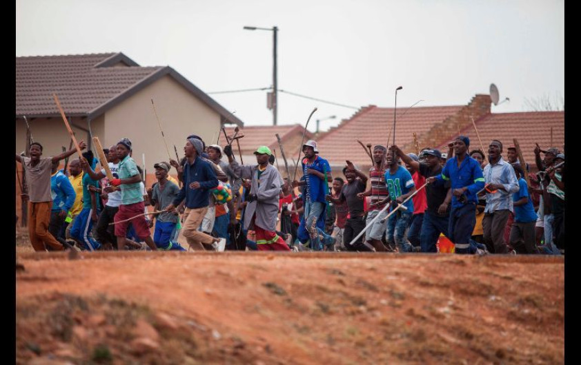  10 muertos tras jornada violenta xenófoba en Sudáfrica