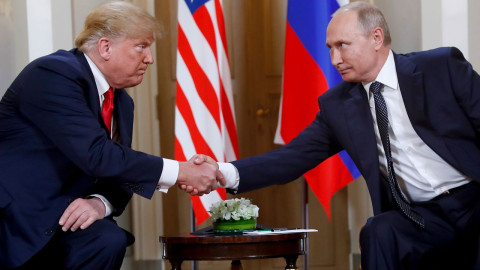 Trump y Putin negociarán este martes sobre el fin de la guerra en Ucrania