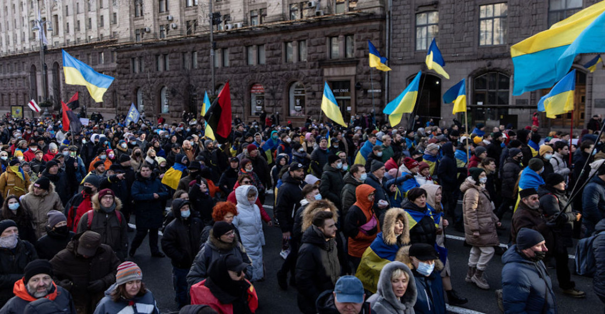 Putin dará asilo a personas que salgan de Ucrania