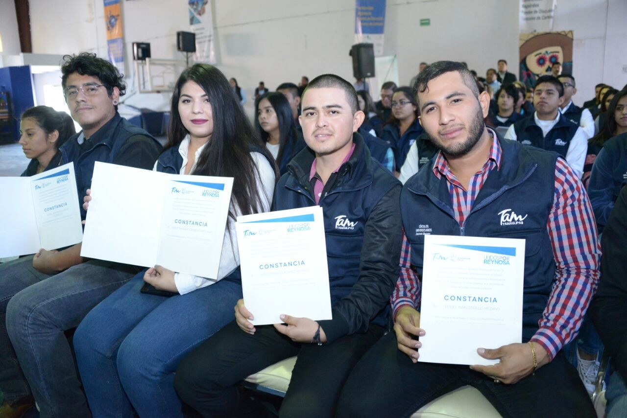 Integran a jóvenes en círculos universitarios por los derechos humanos