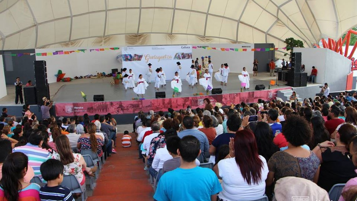 Llevan a cabo "Guelaguetza" en Matamoros