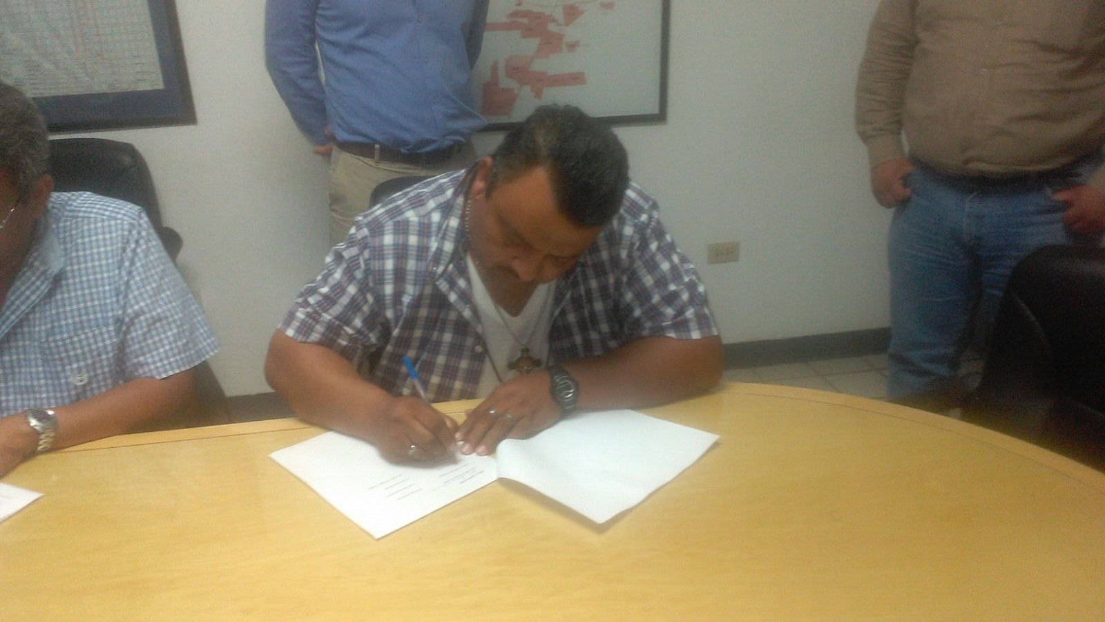 Trabajadores de SETASA recibirán bonos 