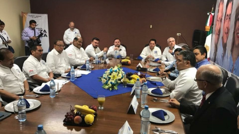 Se reúne Ismael García con empresarios en Matamoros