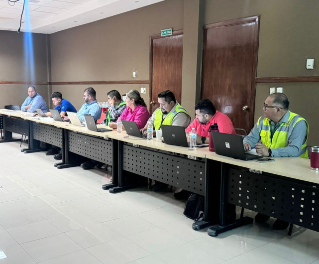 Se preparan ante la posible llegada de Beryl