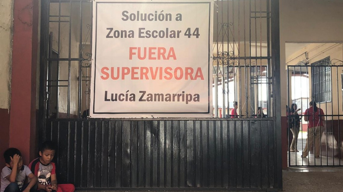Continúa conflicto en la primaria Benito Juárez