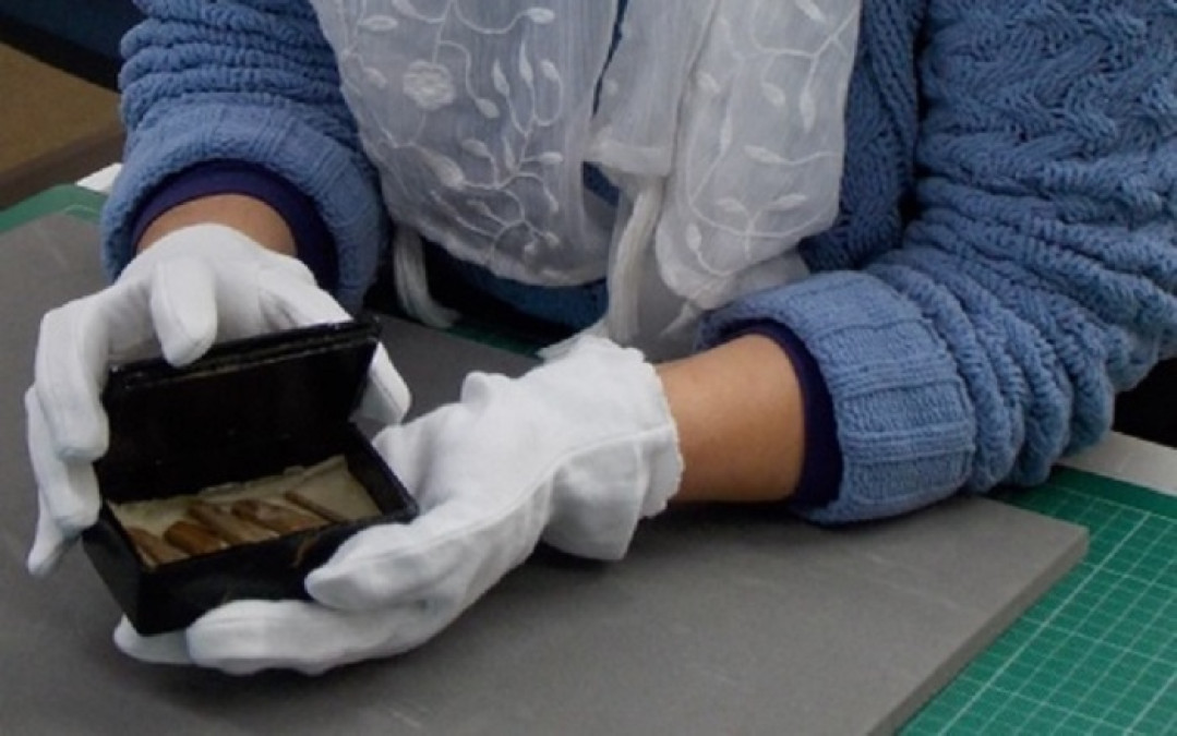 Encuentran en una cajetilla de cigarros una reliquia de la Pirámide de Keops