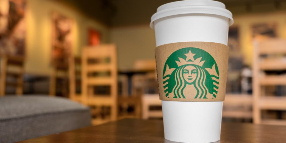 Destapan nuevo escándalo por racismo en Starbucks
