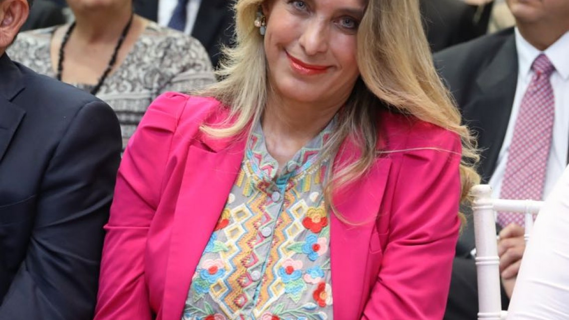 Felicita Maki Ortiz a Alcalde de Nuevo Laredo por su Segundo Informe