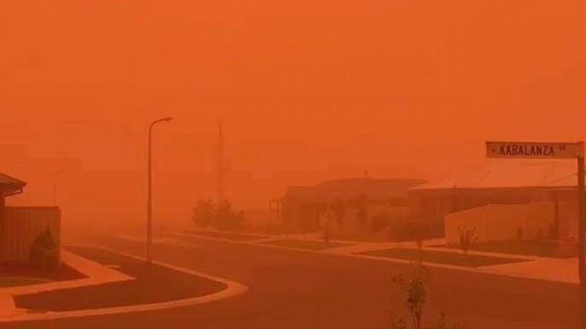 Ciudad australiana que se vuelve naranja por una tormenta de arena