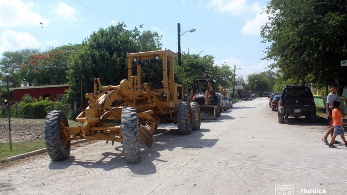 Trabajos de pavimentación masiva en Villa del Parque inician