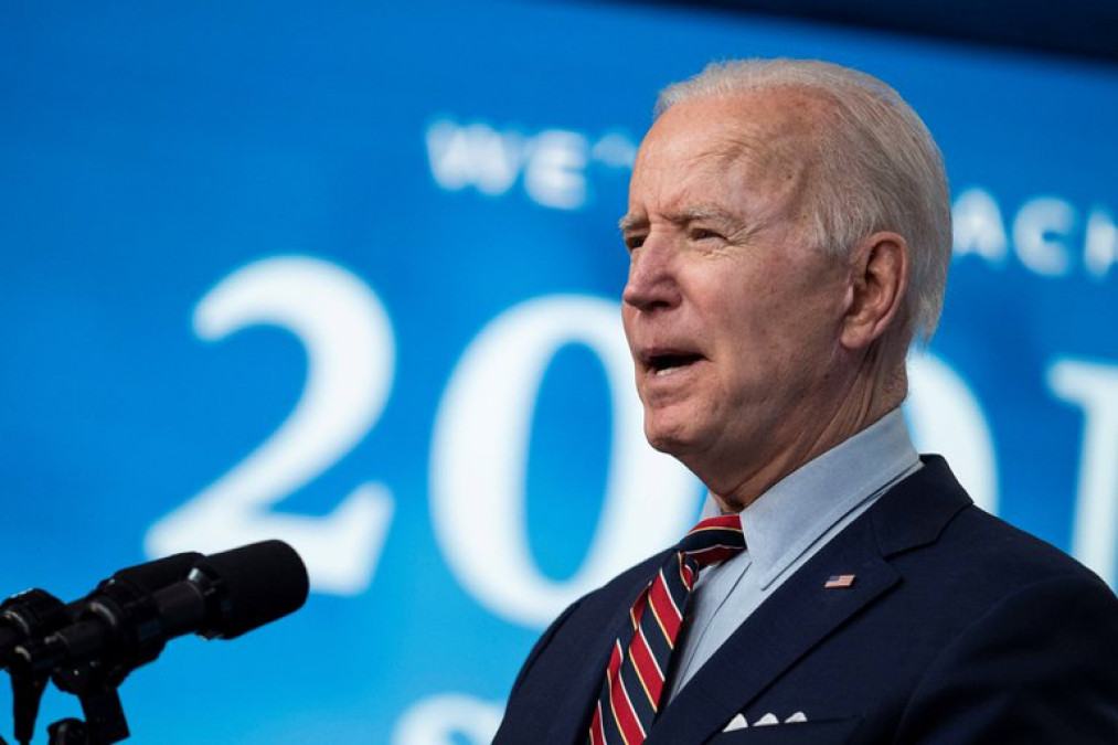Joe Biden afirma que se trabaja en inversiones para reducir emisiones de carbono por la mitad