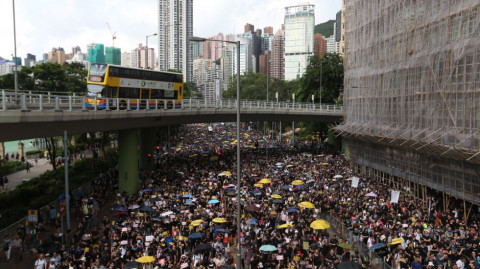 Hong Kong sale de nuevo a las calles a manifestarse