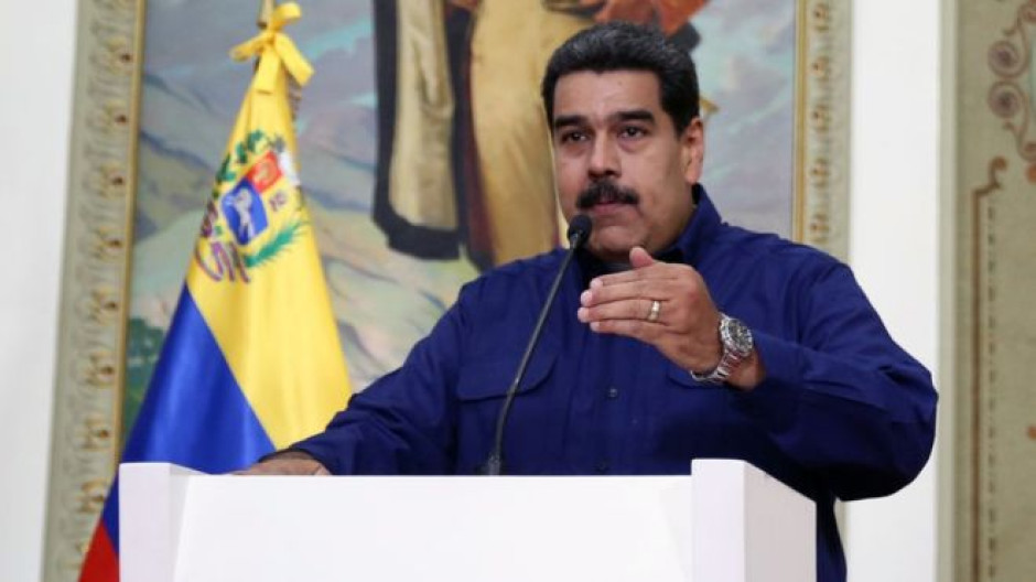 Pide Nicolás Maduro la renuncia de su gabinete