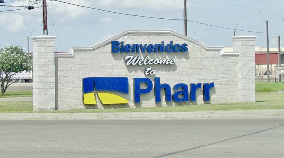 Celebra Pharr su aniversario 108