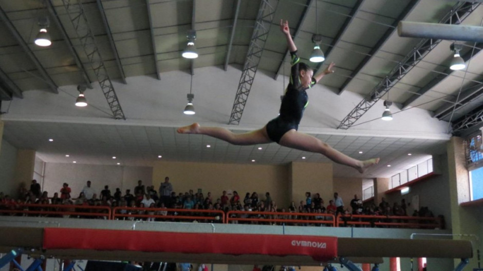 Atletas listos para estatal de Gimnasia Artística.