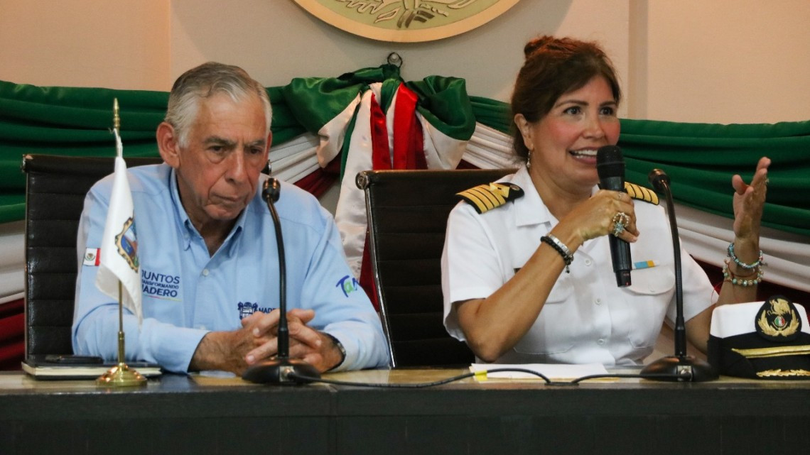 Ayuntamiento de Madero reconocen papel de la mujer en la Marina Mercante