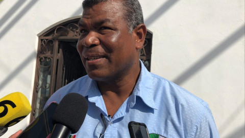 Migrantes esperan dichosos su primer 'posada mexicana'