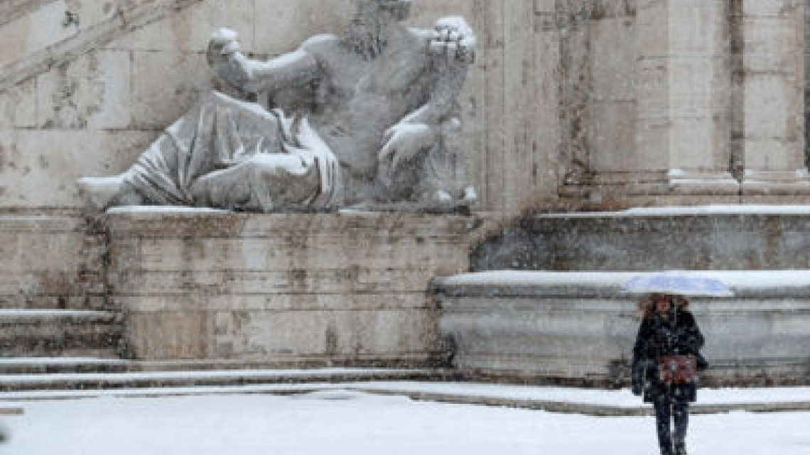 Fuertes fríos y nevadas azotan Italia