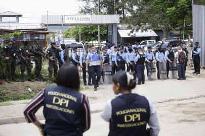 Al menos 41 muertas en una cárcel de mujeres tras un motín en Honduras
