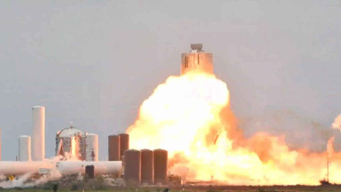Explota nave prototipo del Space X a horas del segundo intento de despegue