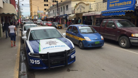 Municipio apoya a la policía estatal con mantenimiento a unidades