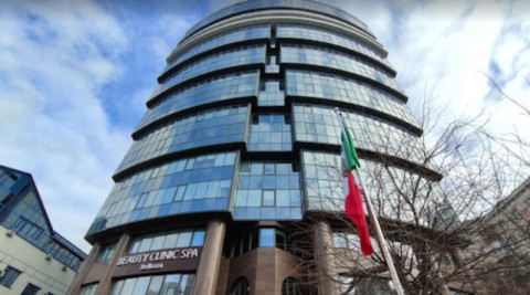 Explota edificio junto a la Embajada Mexicana en Ucrania; prohiben paso a embajadora 