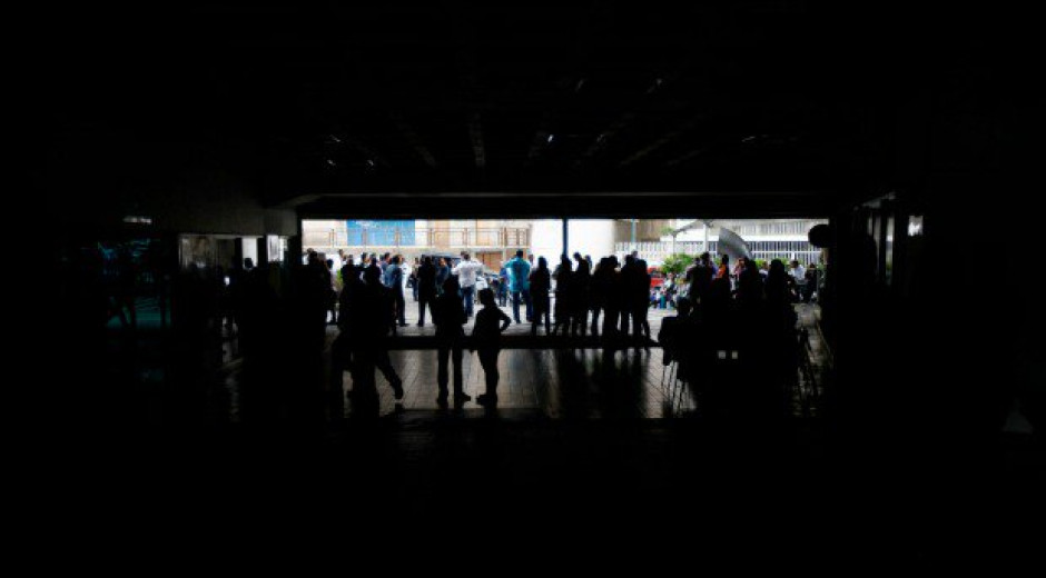 Gran apagón genera caos en Caracas