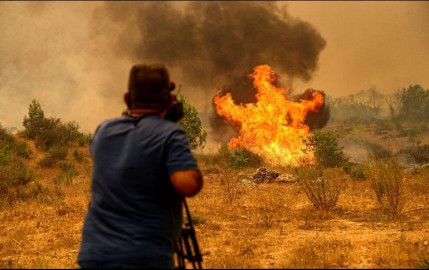 Incendios forestales en Turquía dejan cuatro muertos