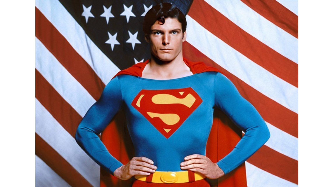 Subastan los trajes del Batman, de Keaton y el Superman, de Reeve