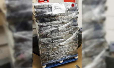 Decomisan tractocamión con paquetes de marihuana en Pharr