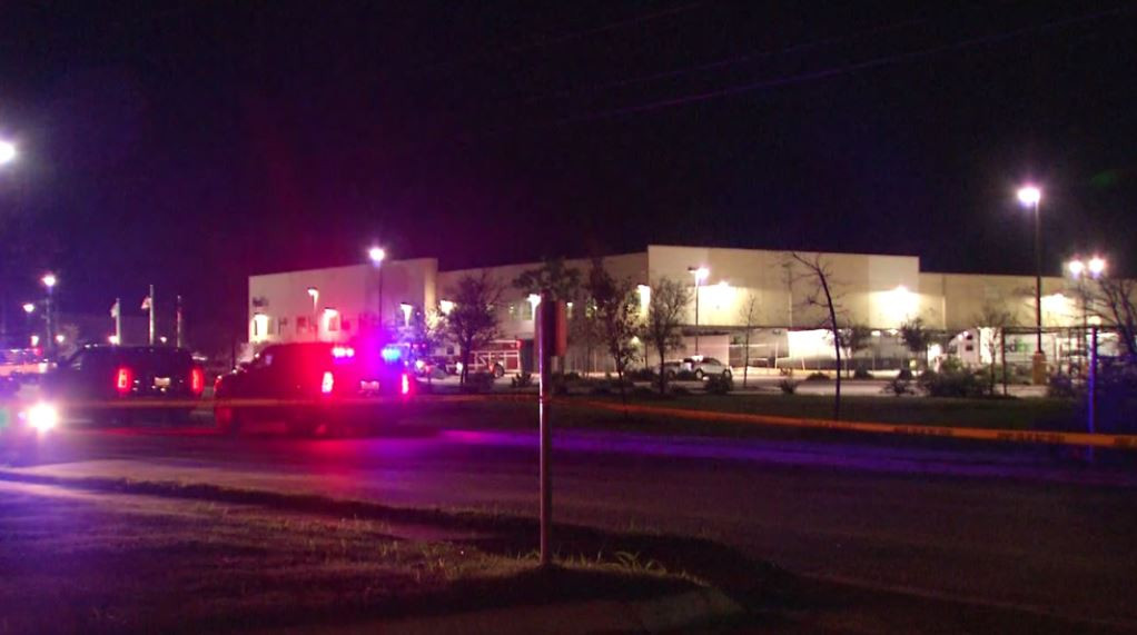 Estalla quinto artefacto explosivo en Texas