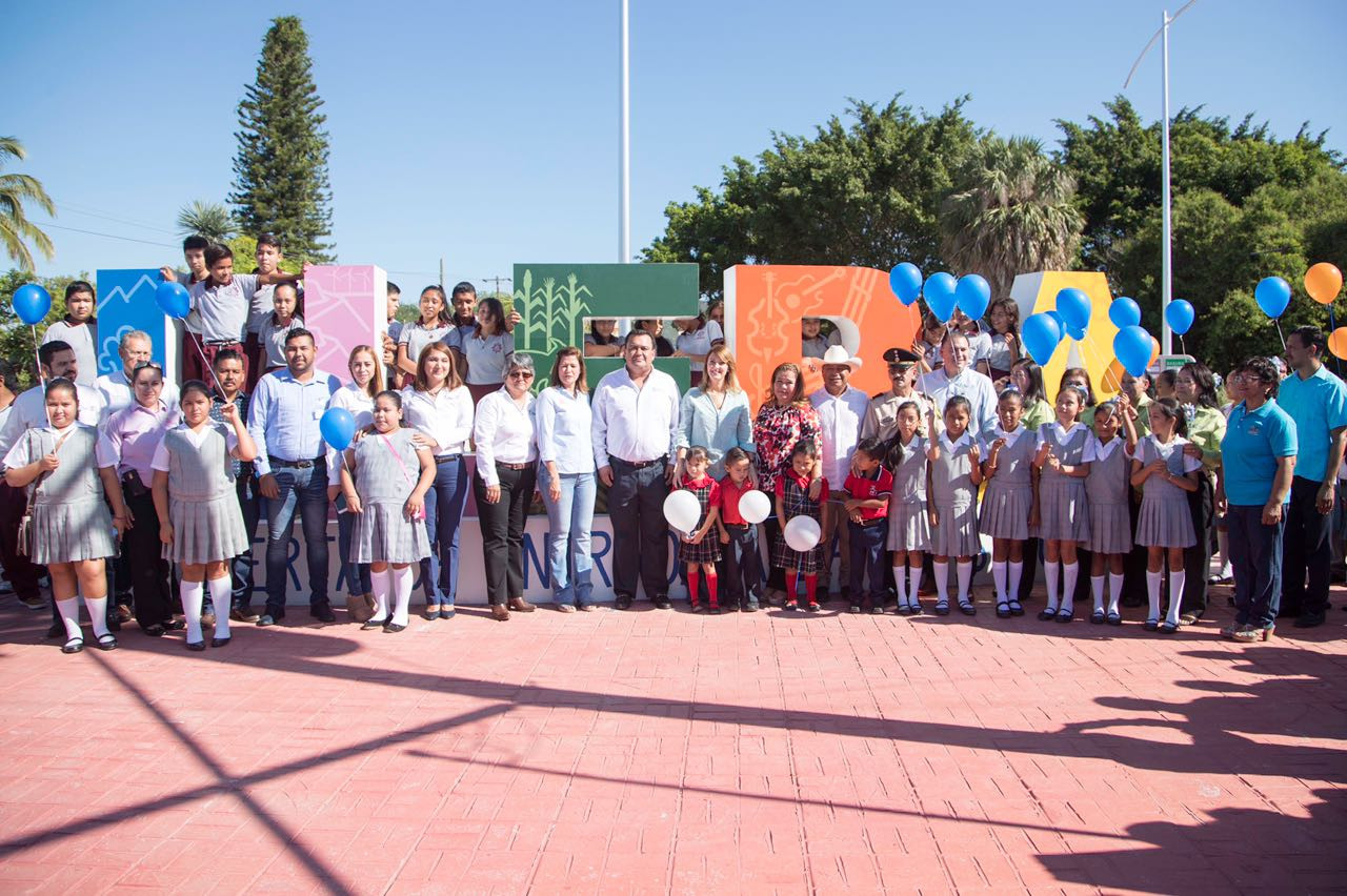 Benefician a familias de Llera con brigada asistencial