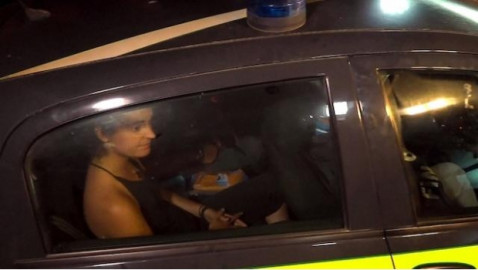 Detienen en Italia a capitana de barco que pretendía llevar a tierra a 40 migrantes