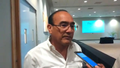 Transición de poderes frena desarrollo económico del país