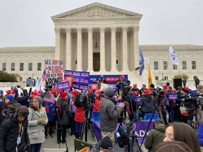 Corte Suprema tratan tema de control de armas