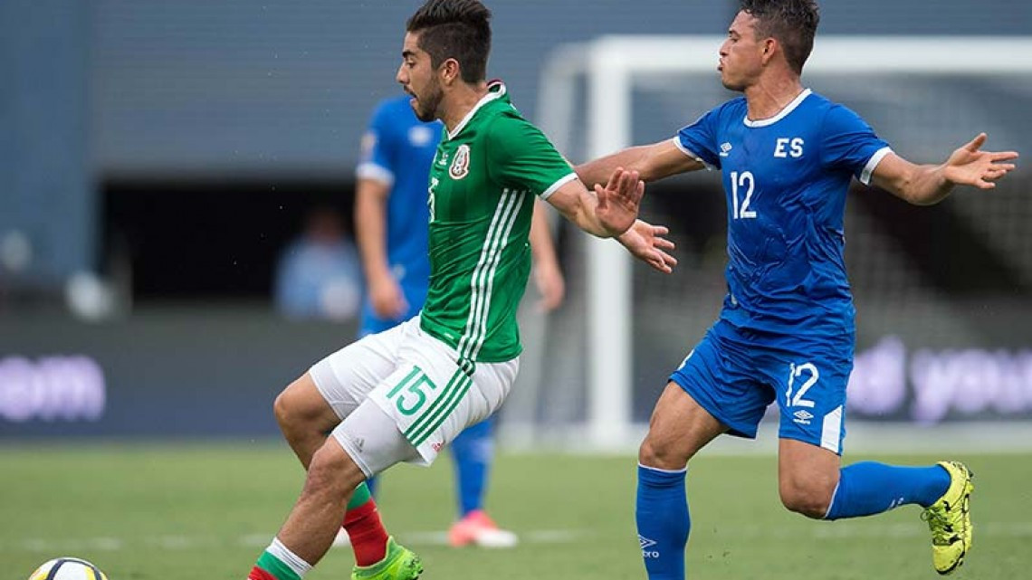 Triunfa México ante El Salvador en primer partido de la Copa Oro 2017