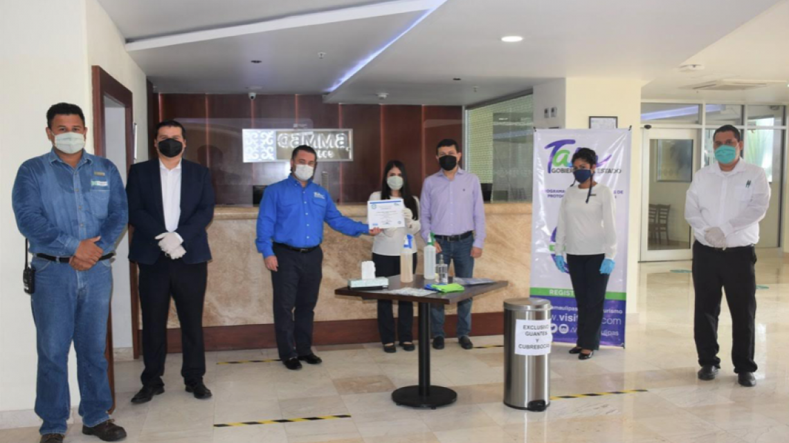 Entrega Turismo Tamaulipas primeras constancias de limpieza “SaniTamPro”