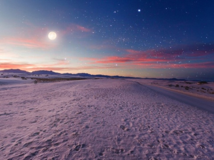 Hoy podrás disfrutar del beso entre Venus y la Luna