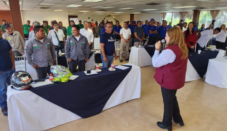 Impulsa STPS capacitación en seguridad e higiene en el sector gasolinero