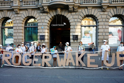 Protestas contra Federer en Suiza