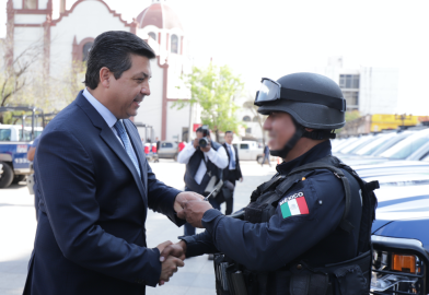 Entrega Gobernador 40 patrullas más para reforzar seguridad