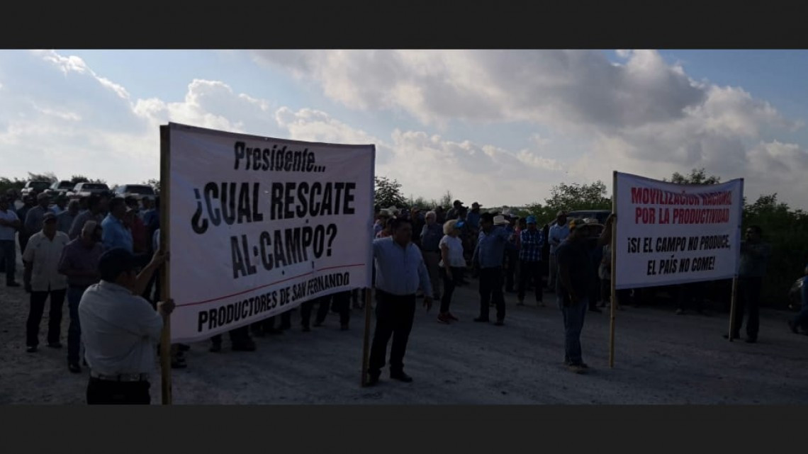 Agricultores del norte de Tamaulipas bloquean puente de Nuevo Progreso