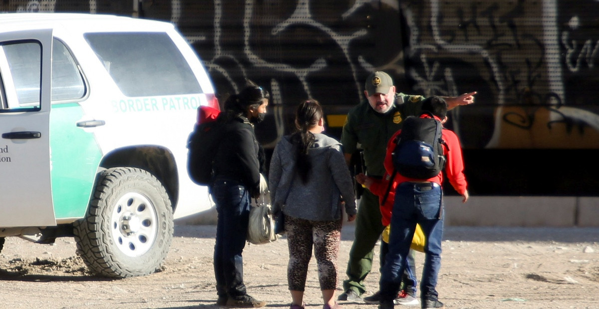 221 mil 303 migrantes fueron detenidos en la frontera durante el mes de marzo