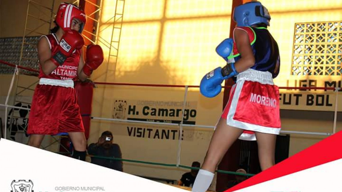 Llevan a cabo “Pelea de campeonato estatal peso Gallo” en Camargo