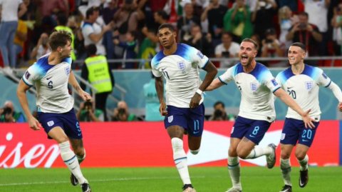 Qatar 2022: Inglaterra y Estados Unidos se clasifican a los octavos de final 