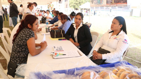 “Gobierno Cerca de Ti” lleva acciones sociales a Miramápolis