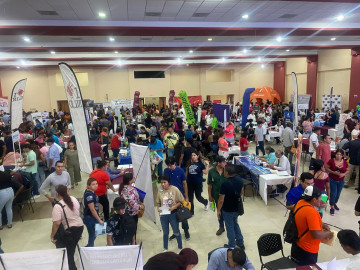 Vinculan a miles a una fuente de empleo