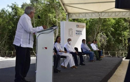 Supervisa AMLO, obras del Tren Maya; destaca participación de Carlos Slim