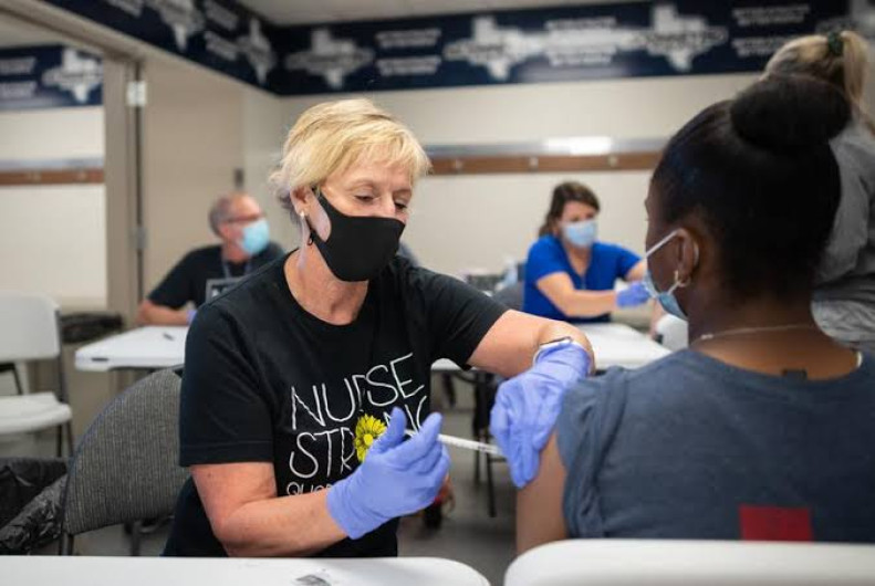 Mission CISD sigue invitando a vacunarse contra el COVID-19