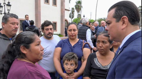 Atiende alcalde demanda de vecinos de la 150 aniversario